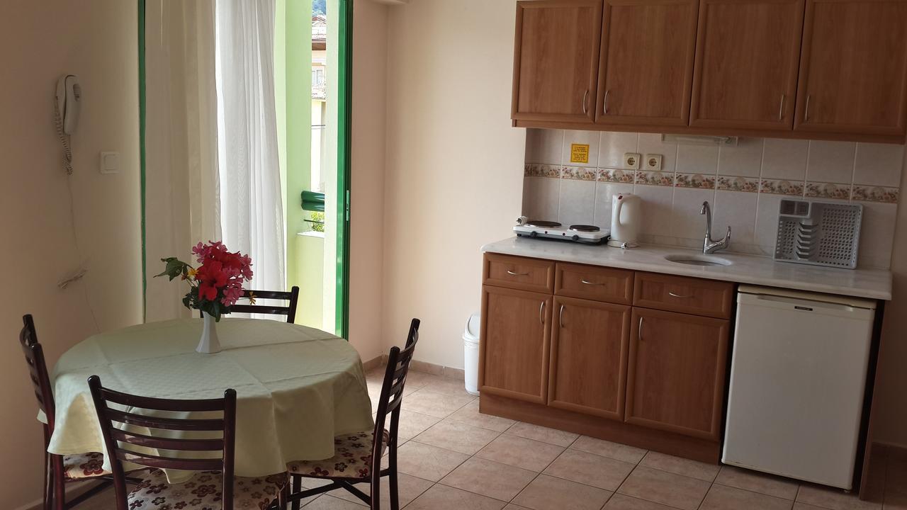 إتْشميلير Avlu Apartments 1 الغرفة الصورة